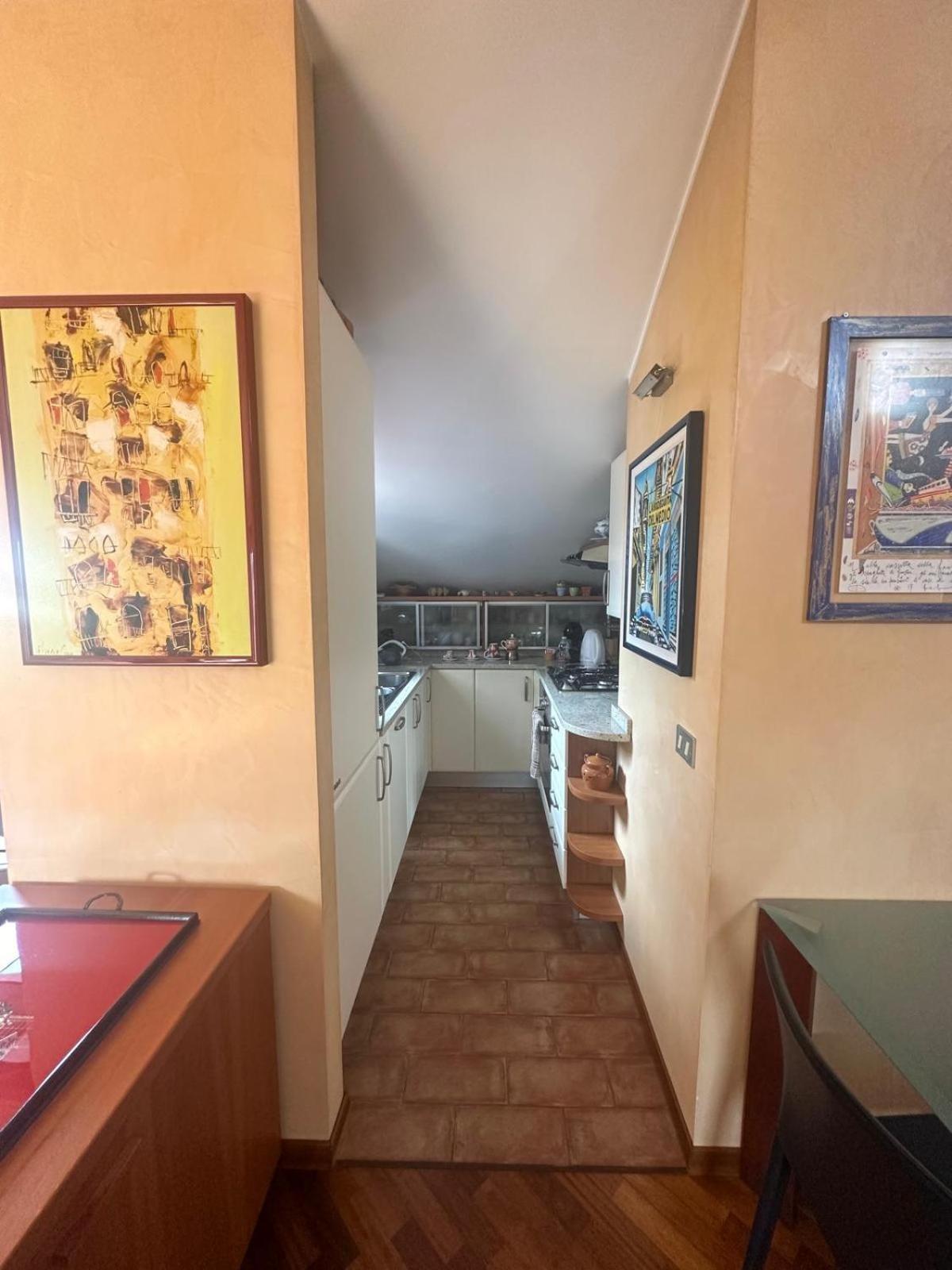 Penthouse Isola, A Few Steps From Offices Cortina 26 Appartamento *